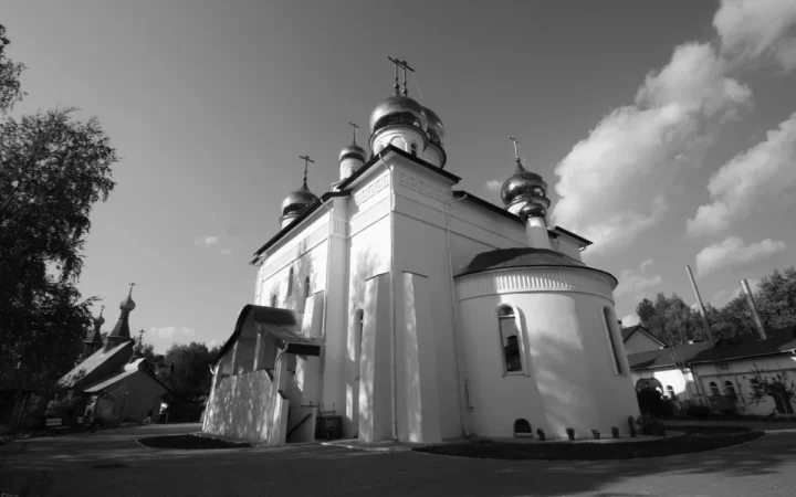 Scandal la vârf: Serviciul de Informații Externe al Rusiei îl atacă pe Patriarhul Bartolomeu, acuzându-l de trădare și erezie