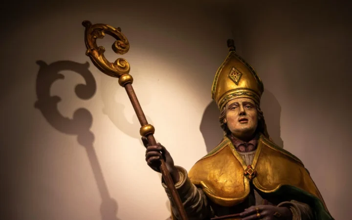 Mesajul Cutremurător al Episcopului Sebastian către Olt și Romanați: „Hristos a Înviat!” – O Chemare la Credință și Speranță