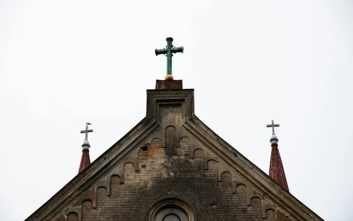 Biserica Ienii, o victimă uitată a buldozerelor din 1977