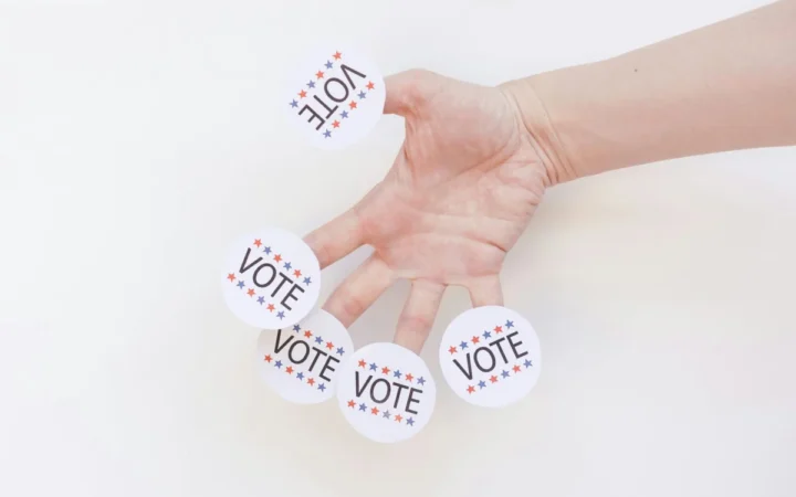 România – teren de confruntare între marile puteri: adevăratele mize din spatele crizei politice