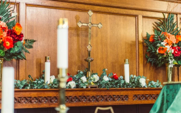 Sfinții Constantin și Elena: Legătura Nevăzută Dintre Istorie și Spiritualitate