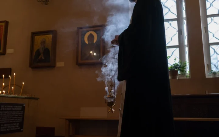 Patriarhul Daniel Avertizează: Nu Schimbați Crezul Ortodox!