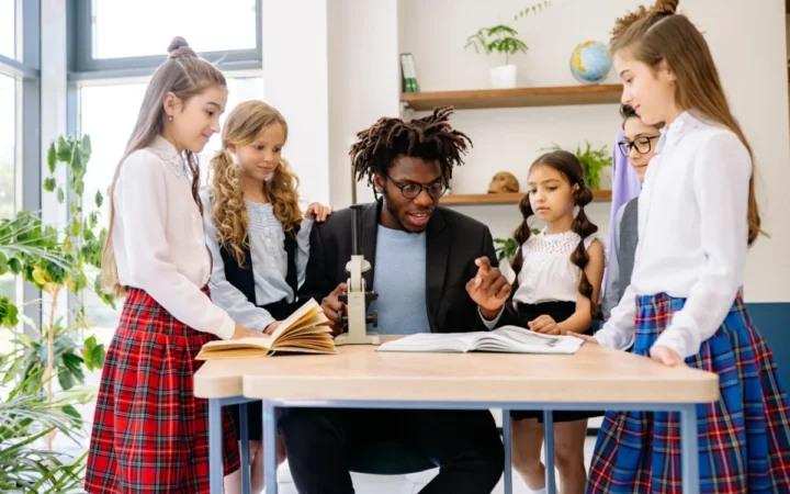Episcopia Giurgiului a transformat un spațiu nevalorificat într-un centru cultural și educativ exemplar