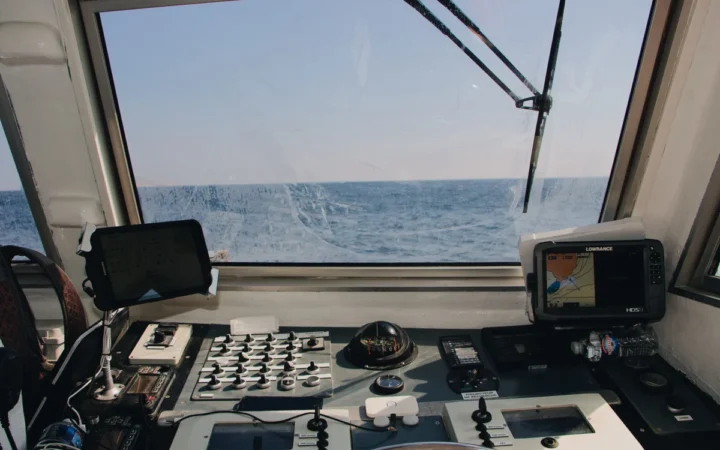 Trump Închide Proiectul de Monitorizare Oceanică de 368 Milioane Dolari, Stârnind Revolta Marilor Publicații Internaționale