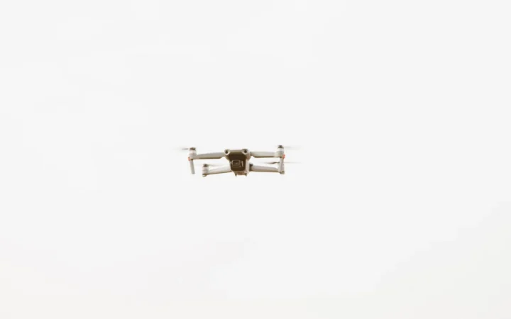 Pentru prima dată, o dronă a fost doborâtă deasupra României: Eveniment fără precedent și reacția ministrului Apărării