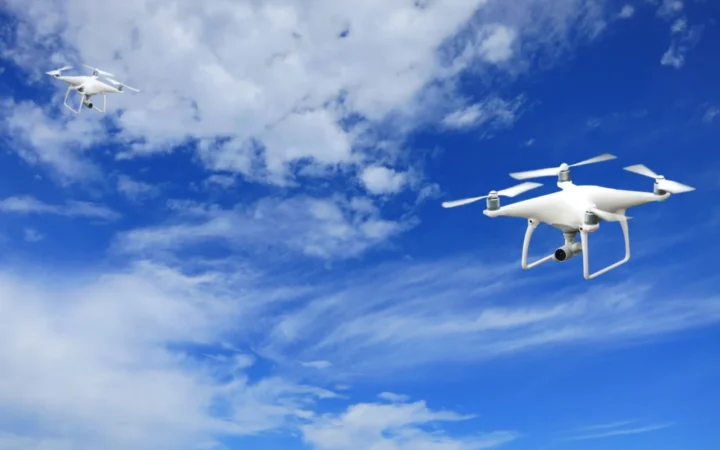 Moscova Sub Asediu: Atac cu Drone și Haos pe Aeroporturi
