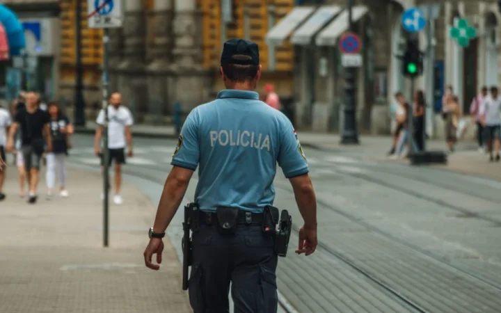 Polițistul Marian Godină, vizat de acuzații grave: Plângere oficială pentru venituri nedeclarate și propagandă politică