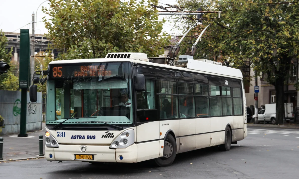 Transportul public din România: investiții recente și provocările modernizării urbane