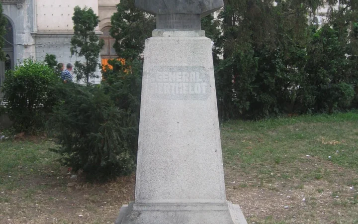 Versurile lui Radu Gyr de pe monumentul foștilor deținuți politic din Timișoara, contestate oficial
