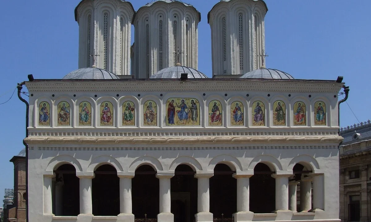 Spiritualitatea în România: între credința tradițională și noile forme de explorare personală