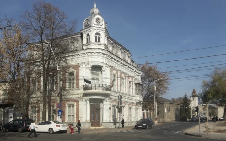 Accesul la medicamente în România: întârzieri, lipsuri și efecte asupra pacienților